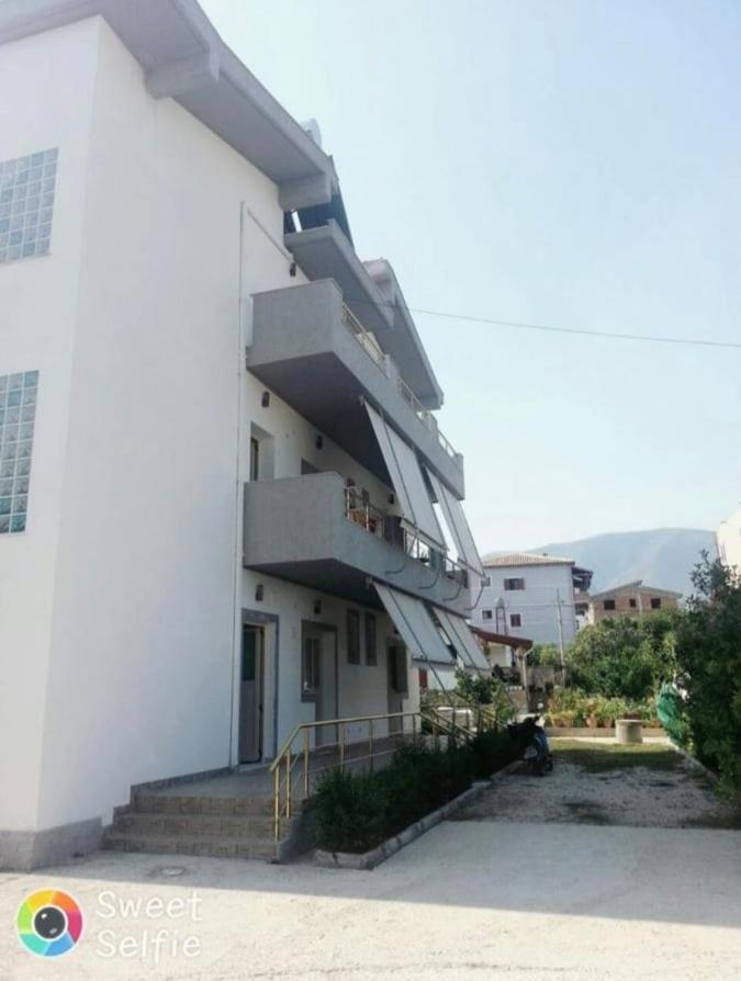 Apartmet Dritan Belulaj Apartment Orikum Exterior photo